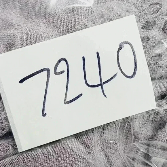 Knox Rose Cut out Crewneck Knit Sweater Women's M Lavender - Picture 8 of 8